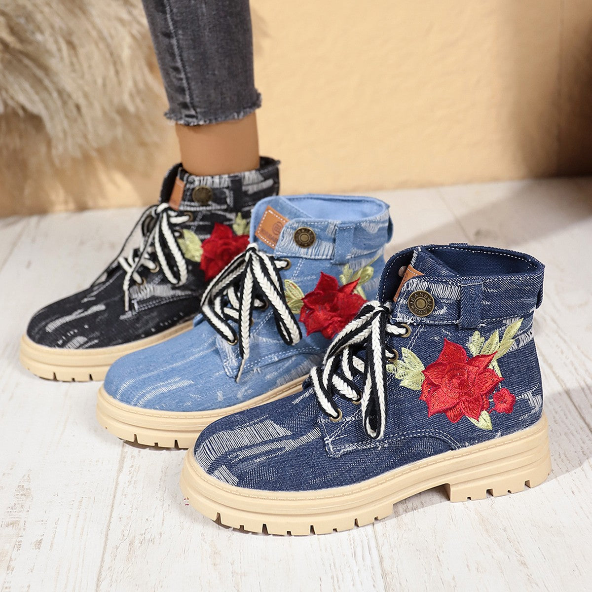 Lace-up Canvas Boots with Rose Embroidery and Thick Heel